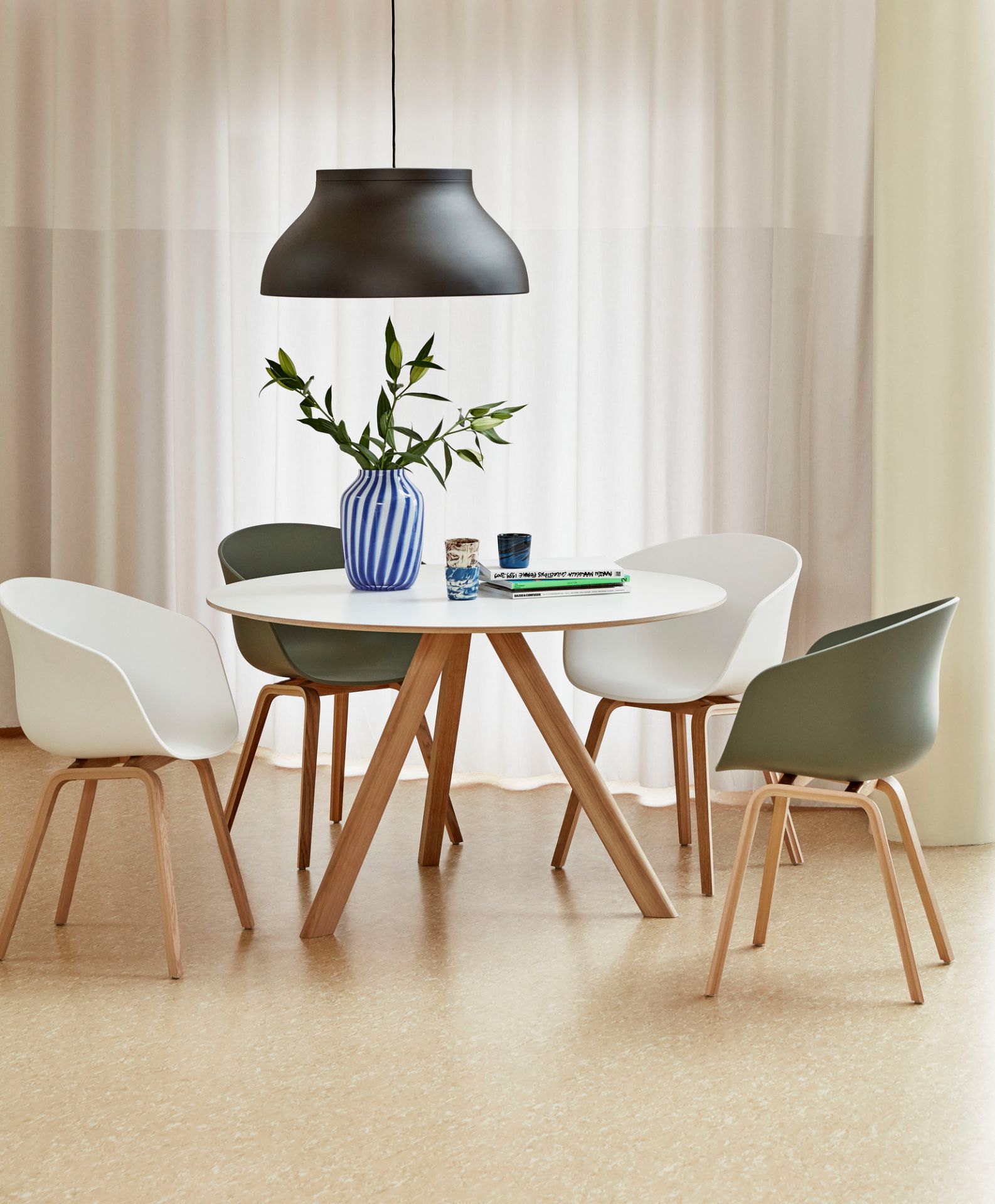 CPH20 table - Ø90 x H73 cm - HAY HAY CPH 20 ROUND / Φ90 x H74